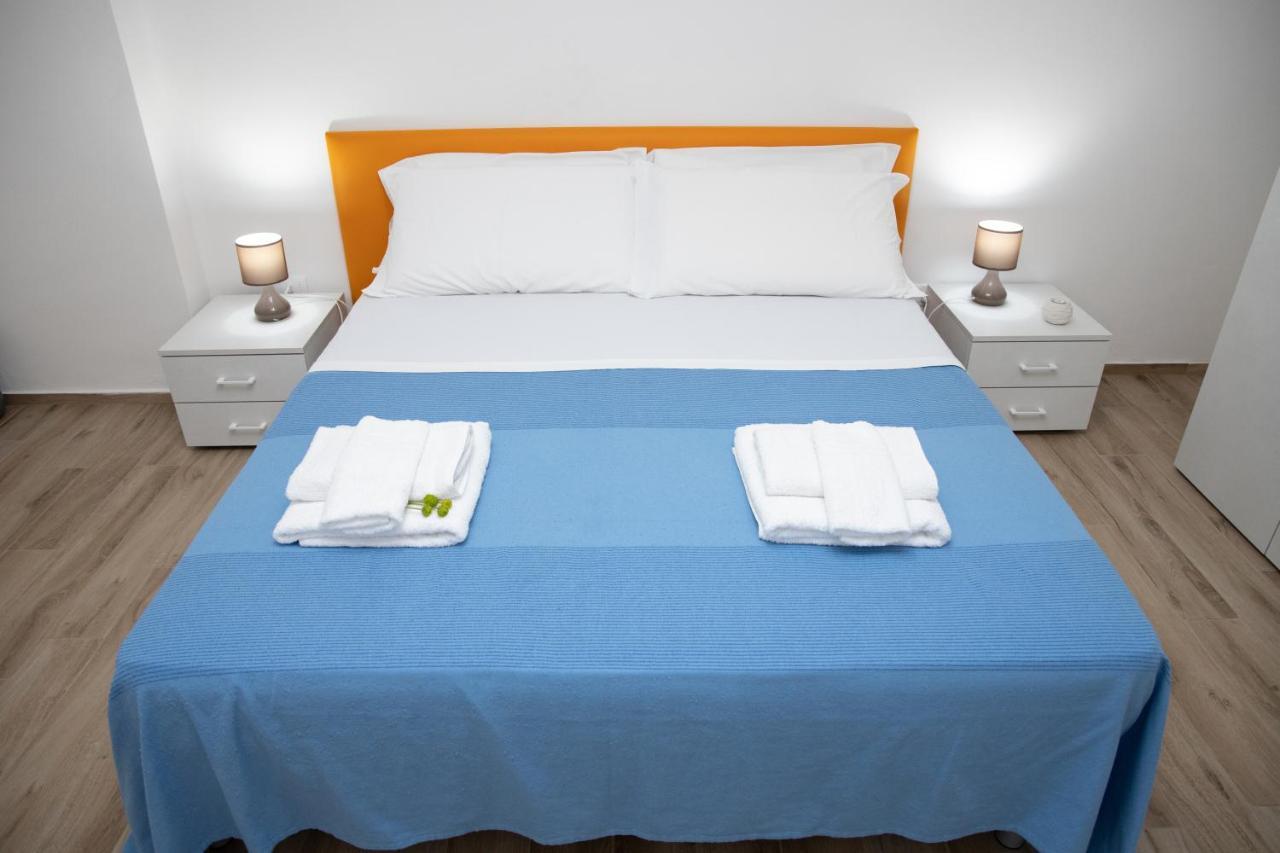 Appartamento Casa Malaga Marina di Ragusa Esterno foto