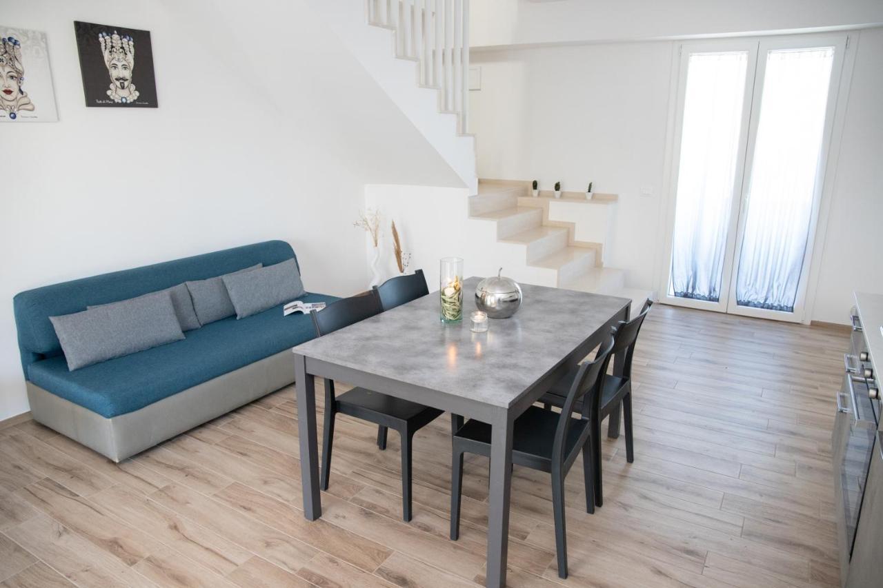 Appartamento Casa Malaga Marina di Ragusa Esterno foto